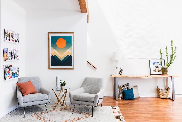 阅读角落与流行的颜色”class=