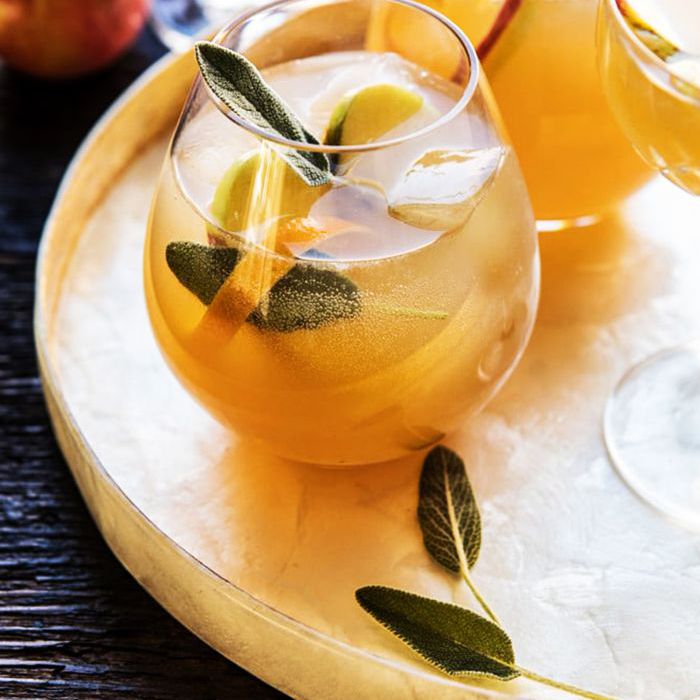 苹果收获生姜的烈酒