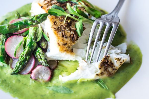 茴香结痂比目鱼芦笋汁