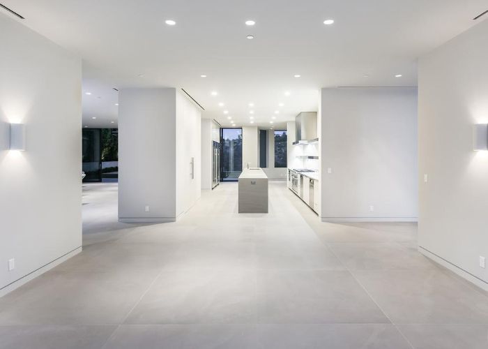 内部Kim Kardashian和Kanye West's Bel Air Estate