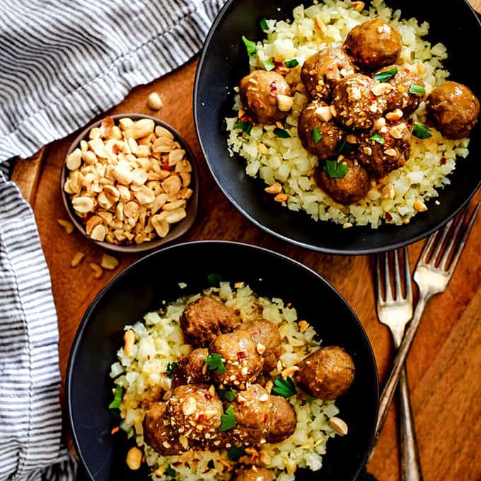 慢炖锅泰国智利花生肉丸