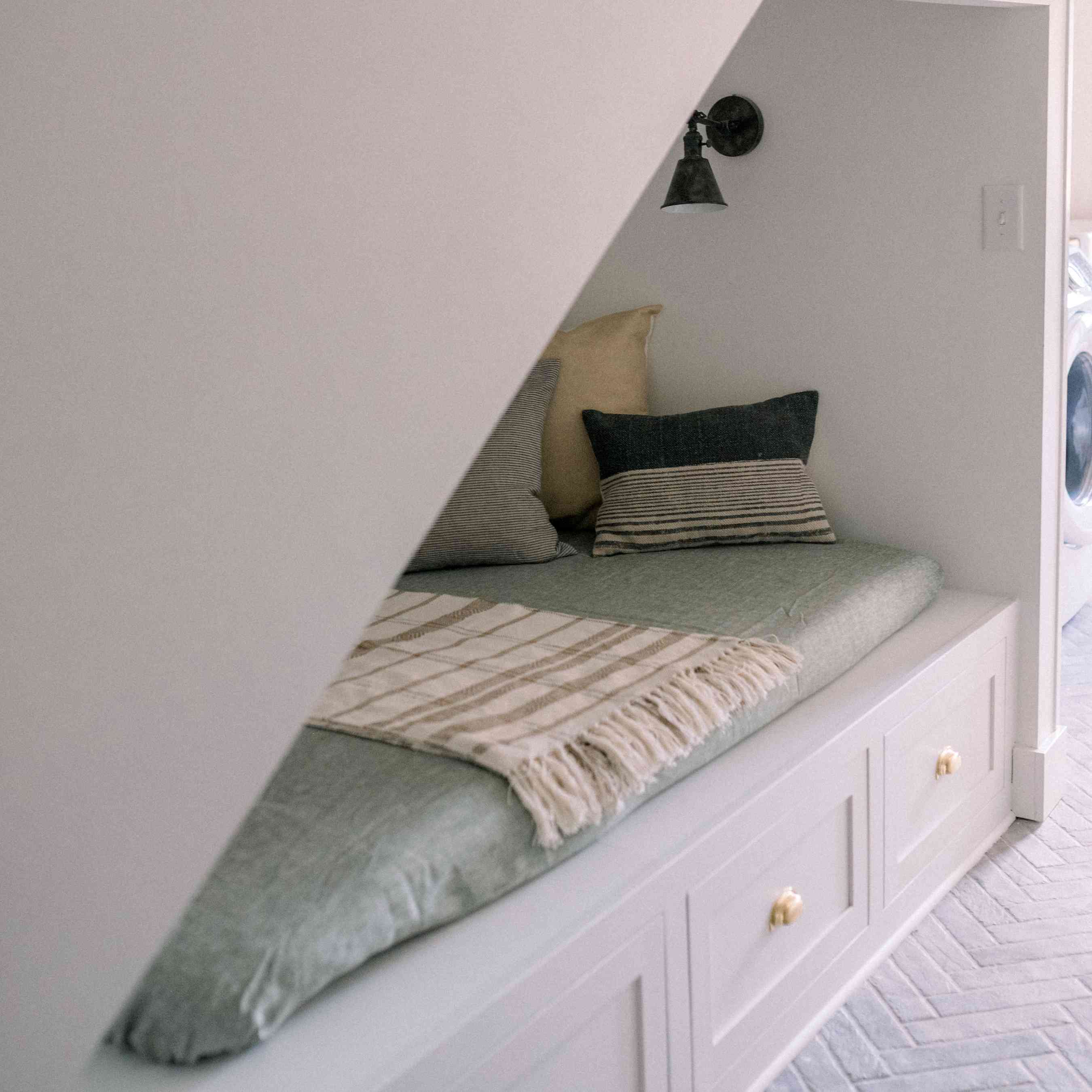 莫莉基德居家旅游的阅读角落