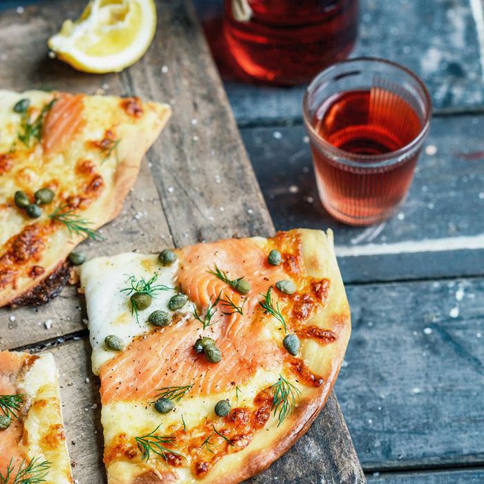 快速烟熏三文鱼披萨食谱