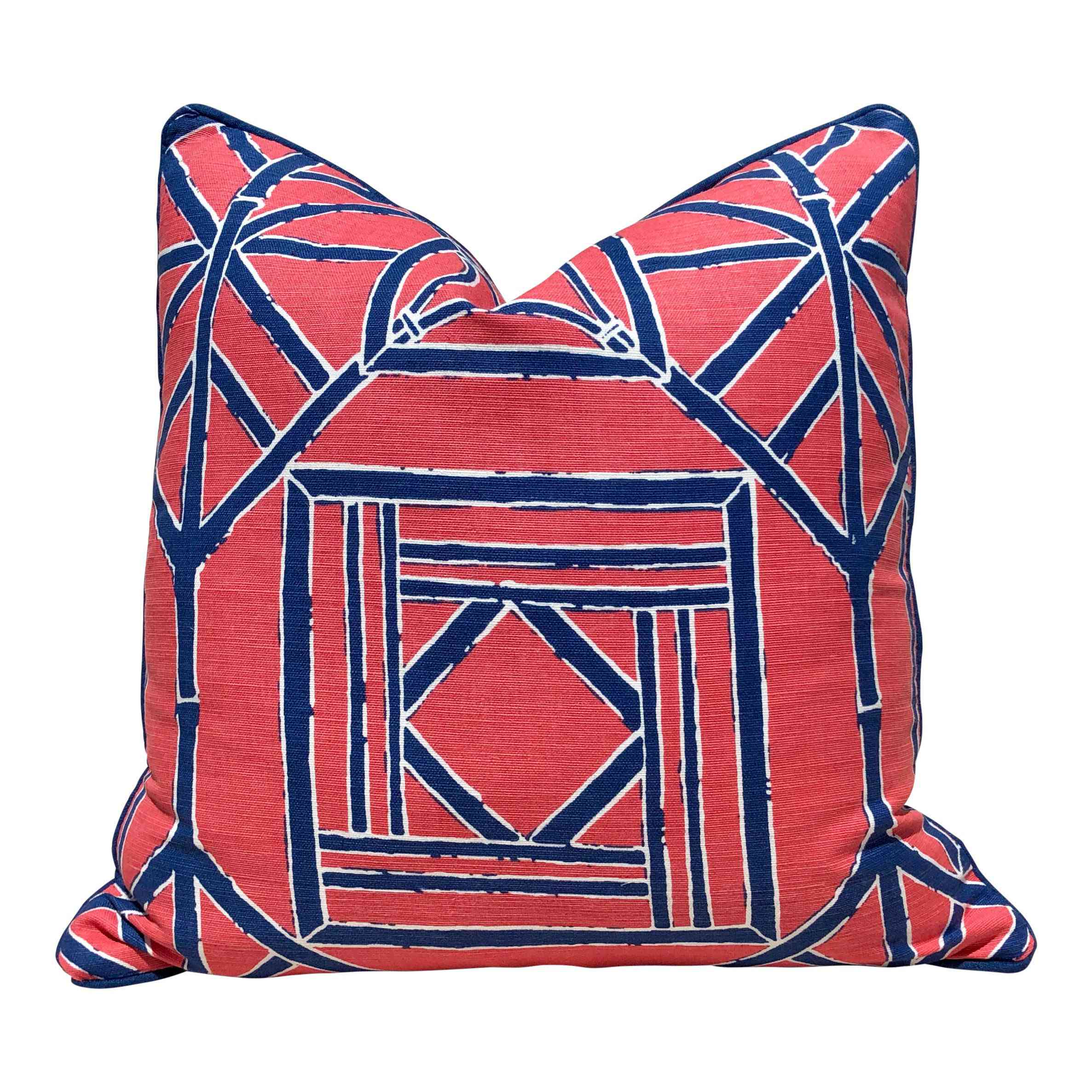 甲红色和蓝色枕几何图案类似于障子屏幕。