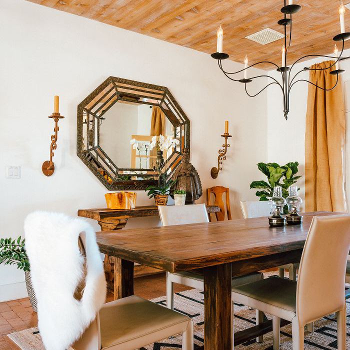 沙漠别致的用餐室