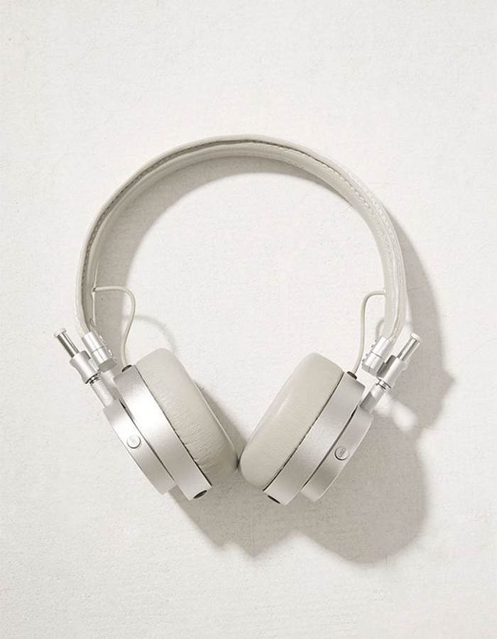 MH30可折叠耳机——Urban Outfitters的黄铜单尺寸耳机