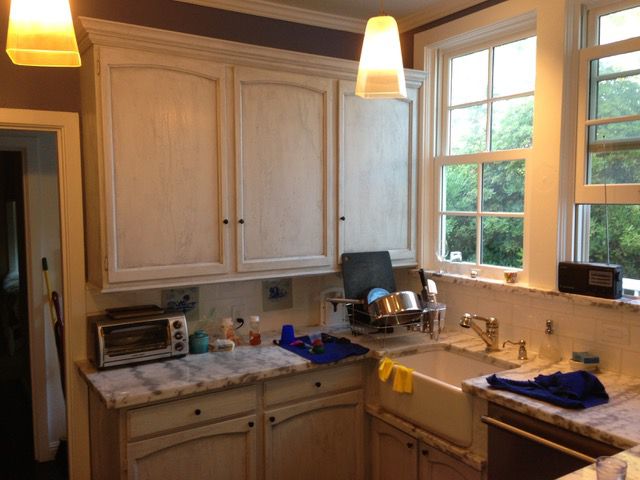 照片在照片前的一周 - 黑暗和日期厨房