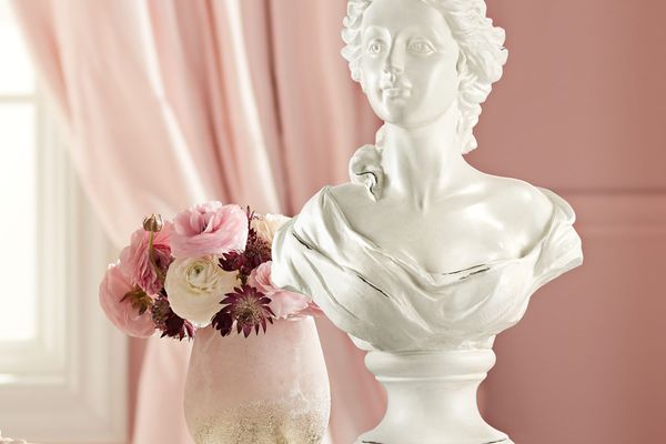 肯辛顿山经典罗马16“高白人女性胸像