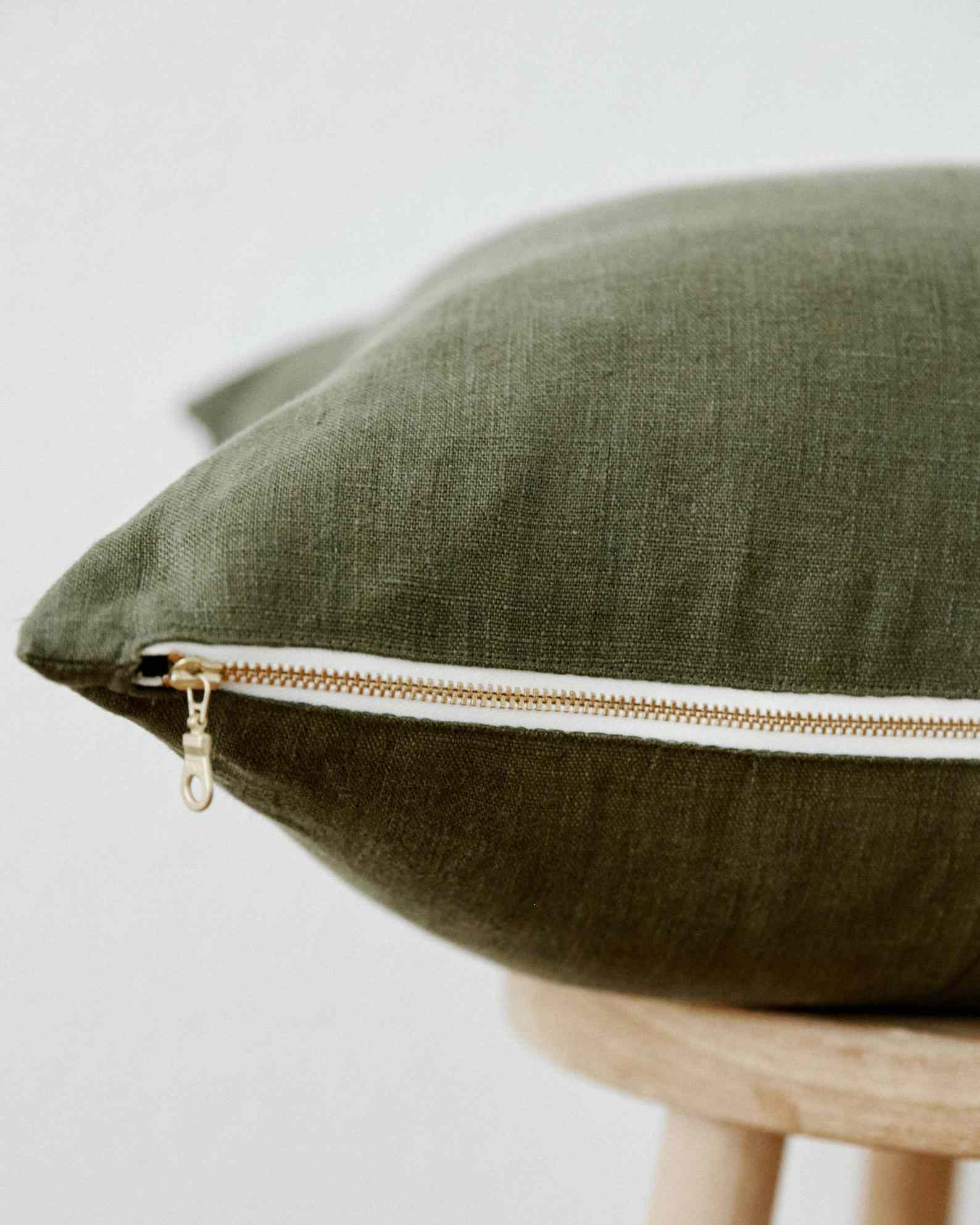 在橄榄床单枕头套