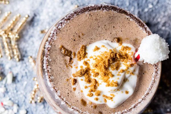 鸡尾酒配上奶油。