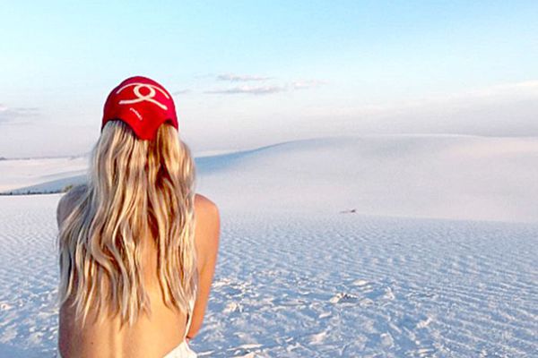 在新墨西哥州的广阔白沙