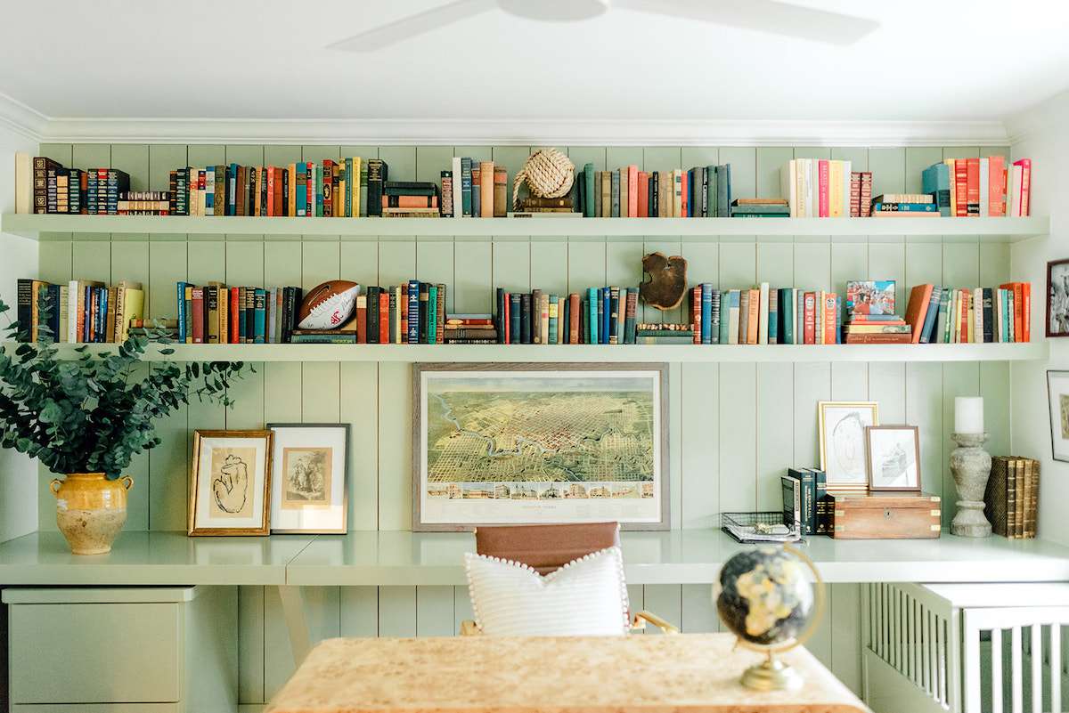 房间有绿色镶板