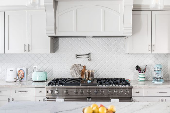 工作日夜咬厨房排油烟机设计