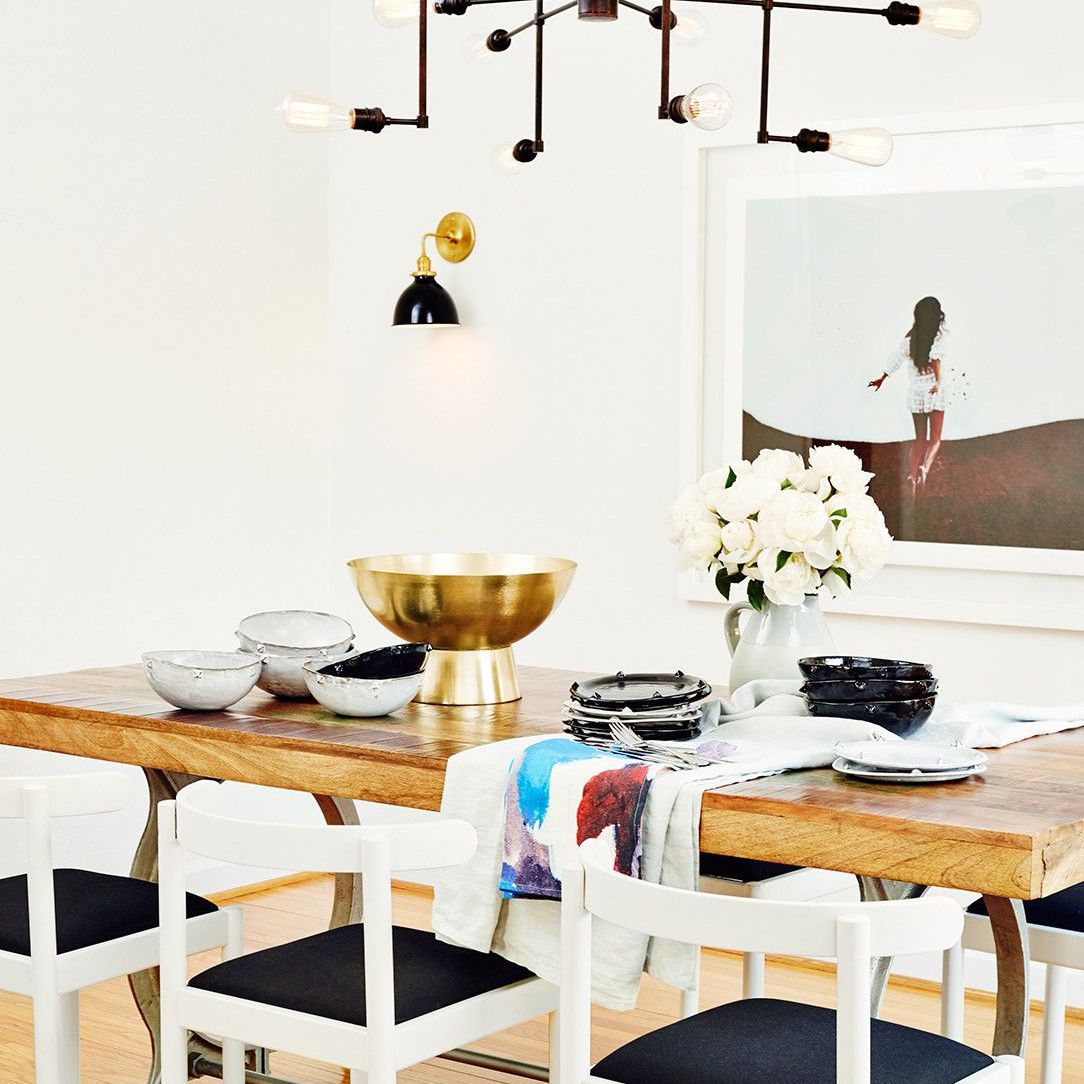 Nina Dobrev-modern餐厅