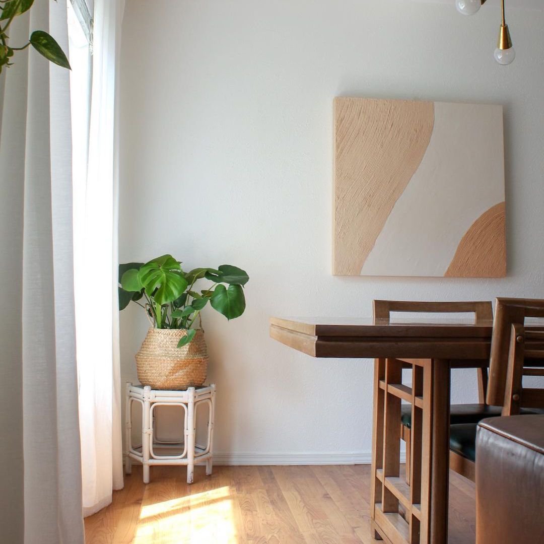 餐厅里有一棵植物