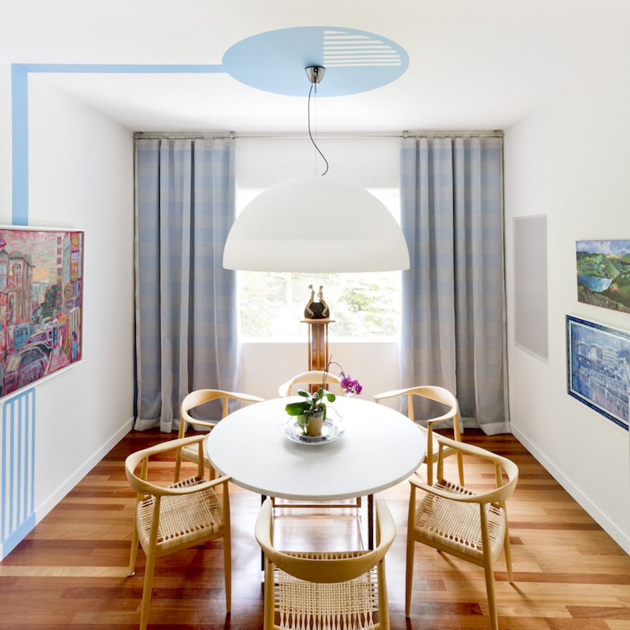 粉刷墙和天花板