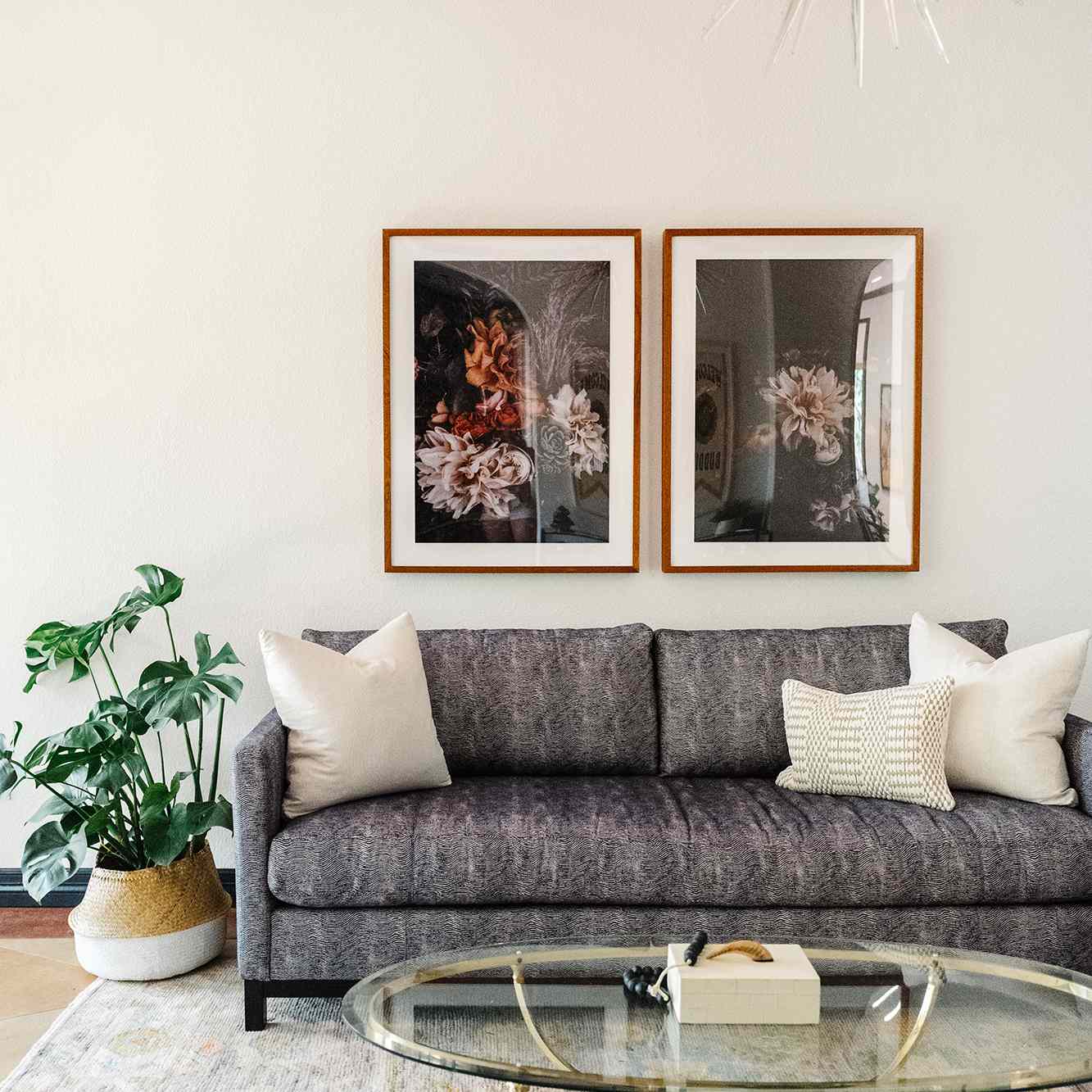 办公室里有老式的土耳其地毯