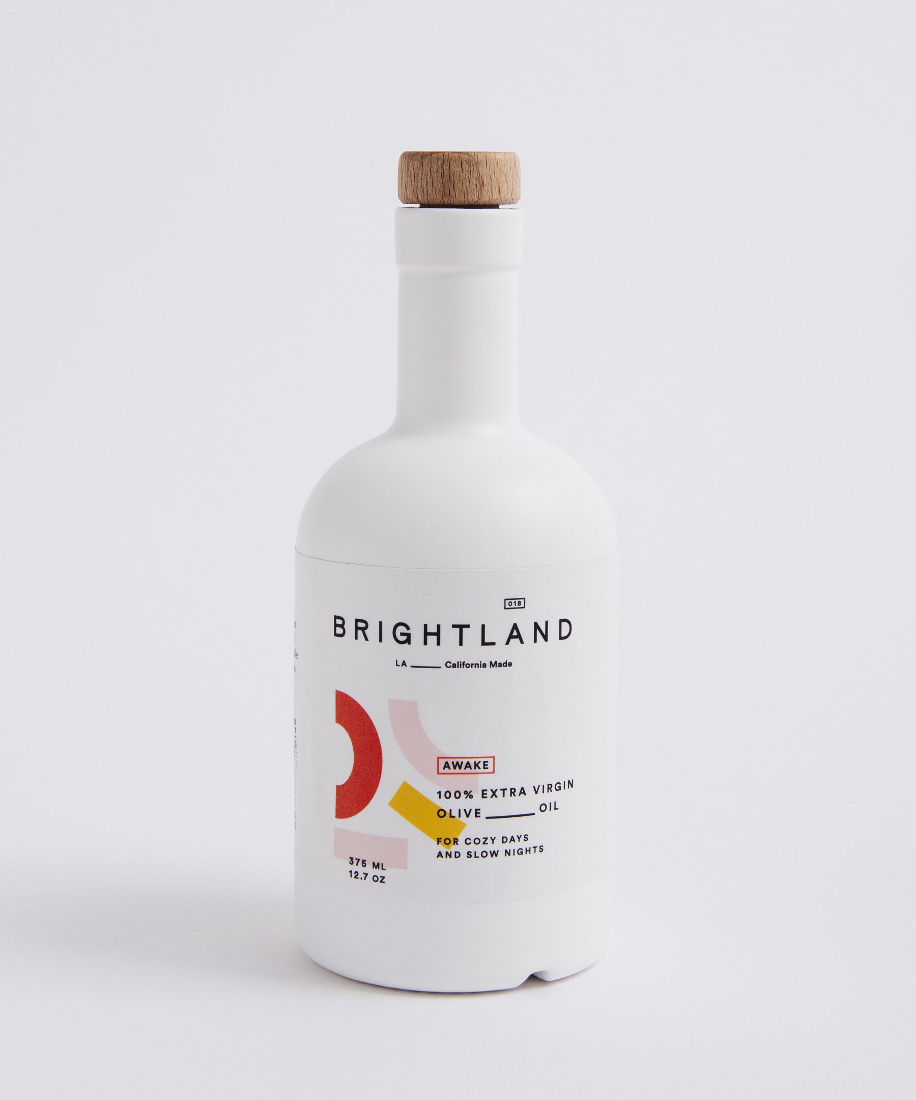 一瓶Brightland的橄榄油