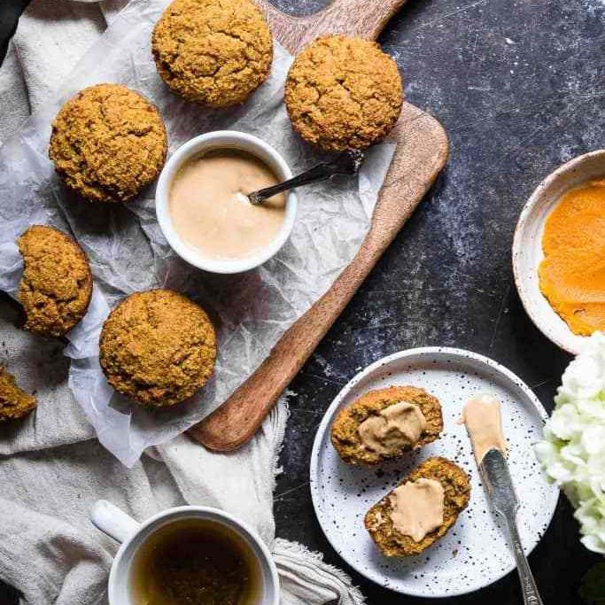 酮无麸质古南瓜松饼