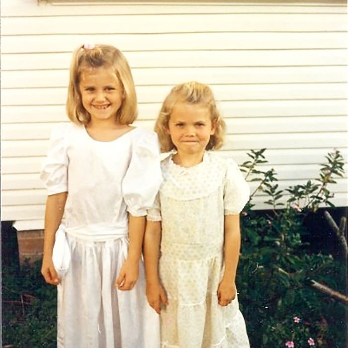 sisters-Sacha Strebe