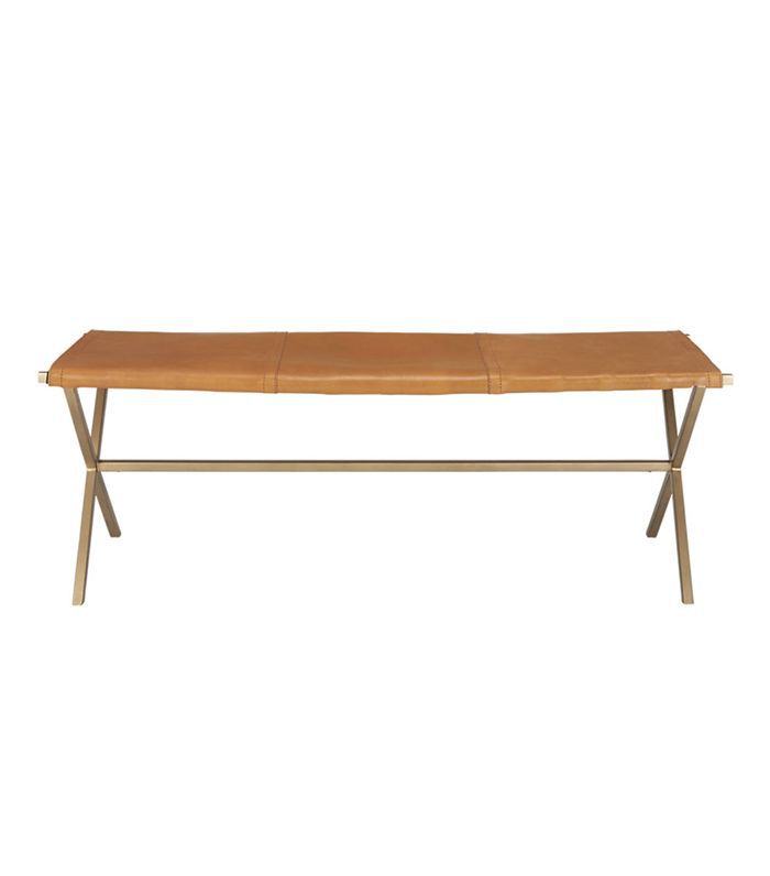 皮革导演的长椅上