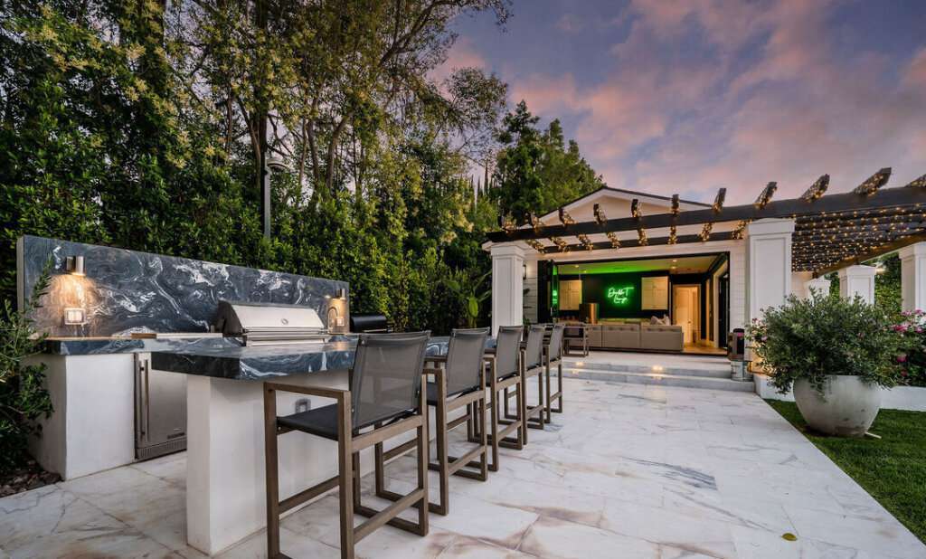 户外厨房起居室