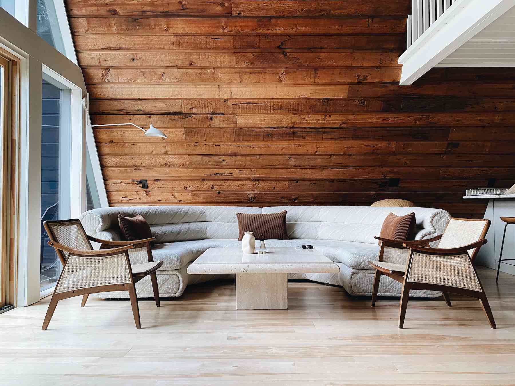 里拉诺中立小屋卧室。