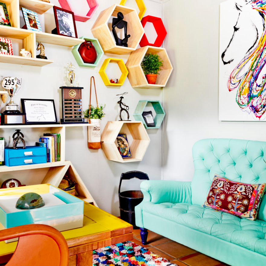 房间有很多带颜色