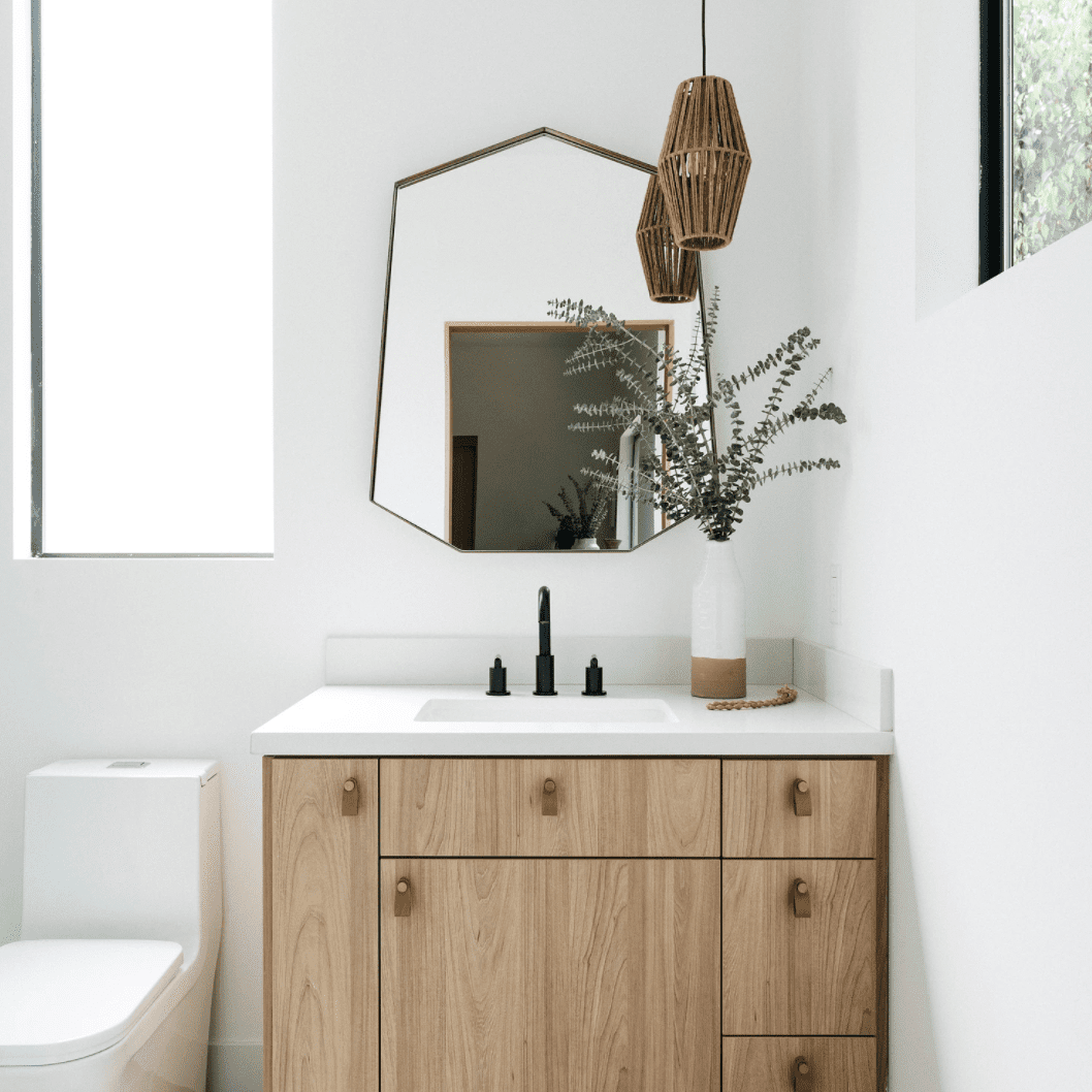 粉末室有一个编织枝形吊灯