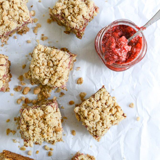 草莓奇亚酱小吃广场——工作时的健康零食