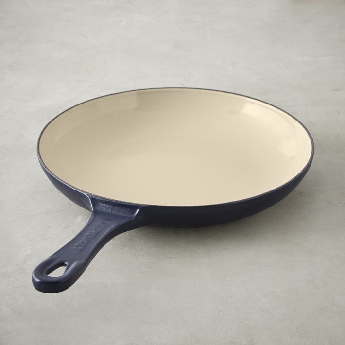 铸铁浅煎盘“class=