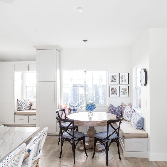 周日夜晚Bite-breakfast角落