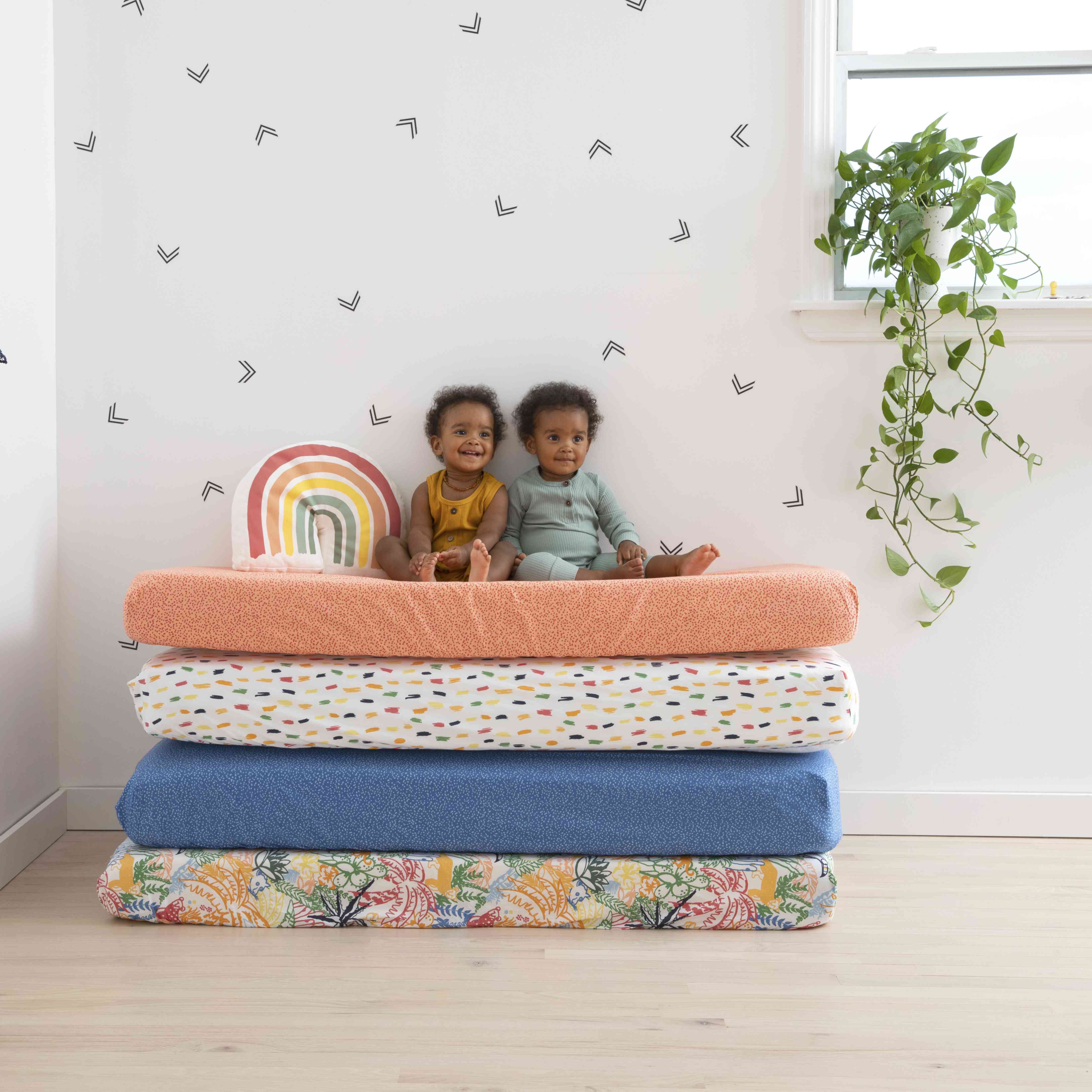 Brooklittle婴儿床纸张印刷品