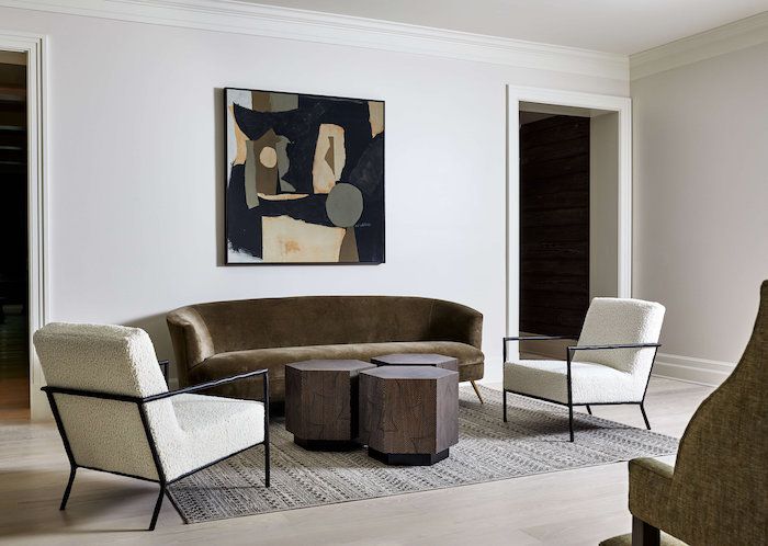 简约中性客厅，木质几何咖啡桌