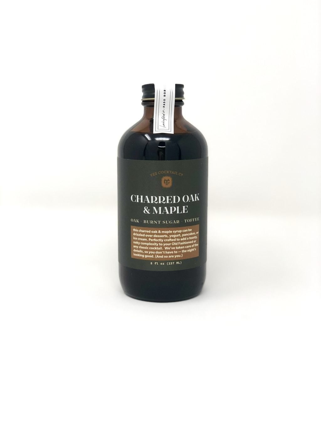 瓶烧焦的橡木和枫木鸡尾酒糖浆