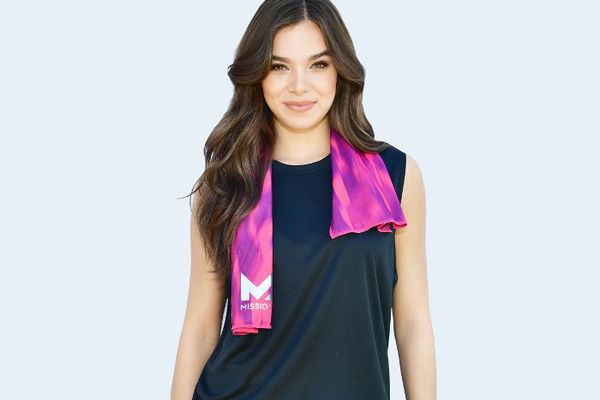 海莉·斯坦菲尔德