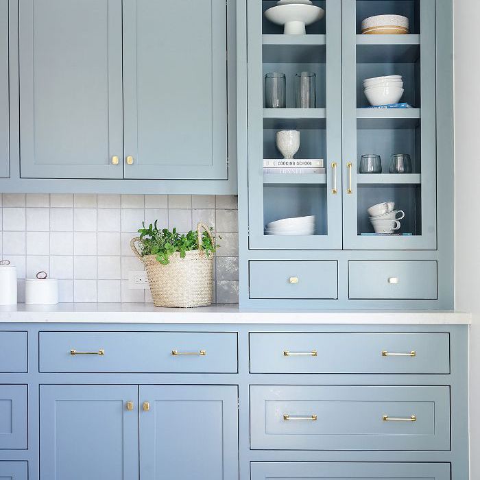 蓝色的橱柜