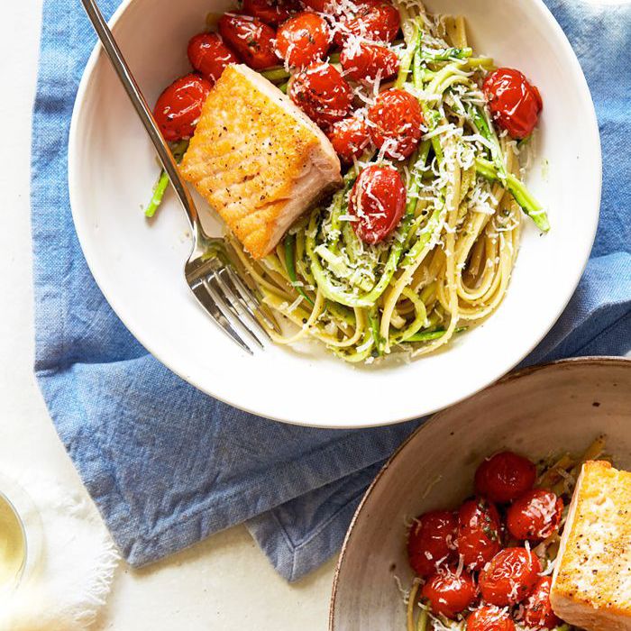 芝麻和胡桃香蒜酱三文鱼