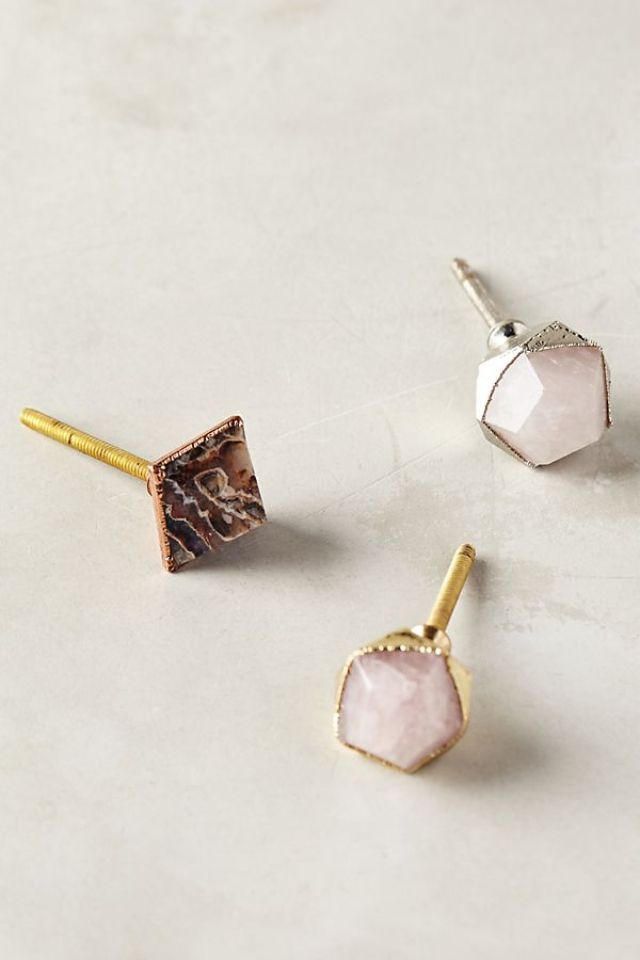 Anthropologie的棱宝石旋钮