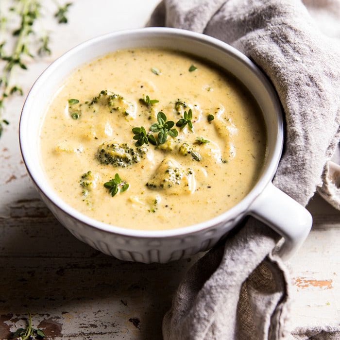 西兰花切达西葫芦汤