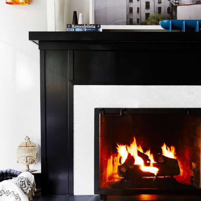 炉火熊熊的壁炉