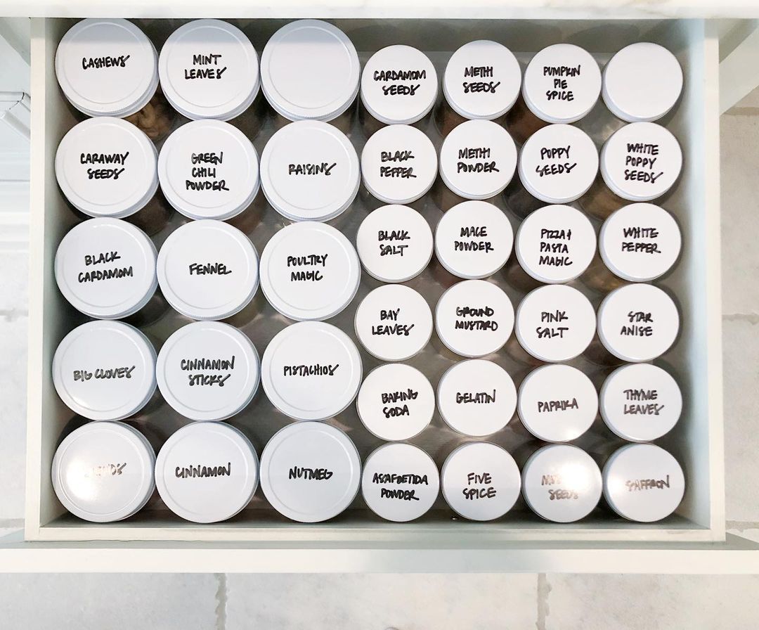 在抽屉里的香料