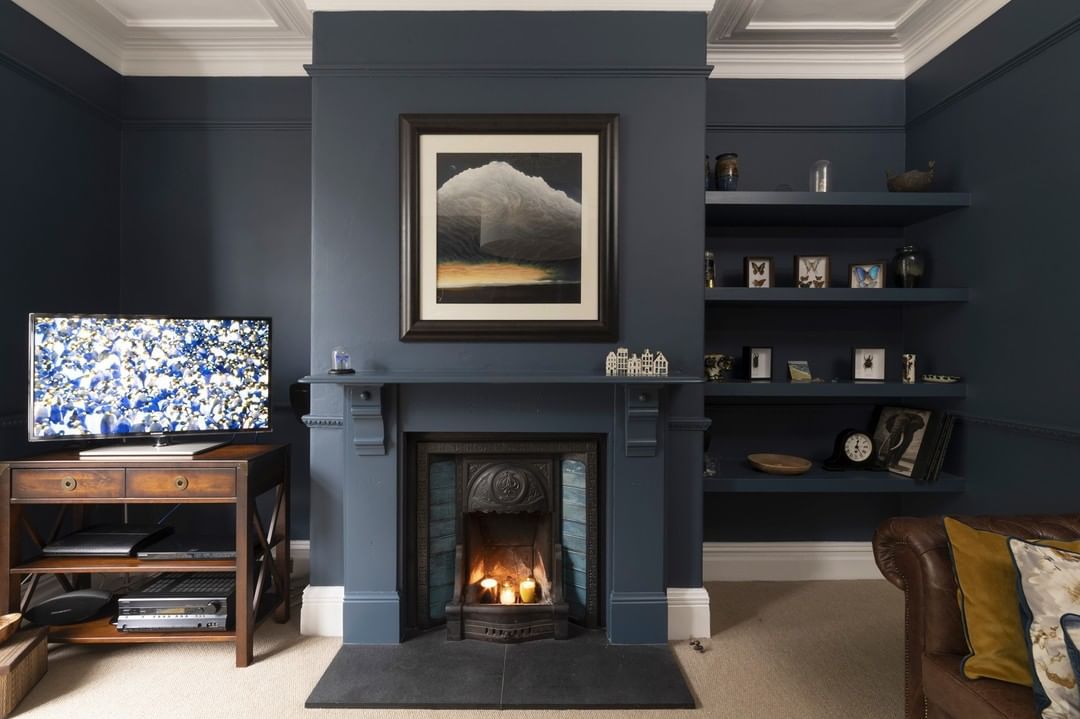 客厅地毯想法蓝色和奶油