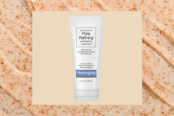 旋转皮肤科医生推荐的三种不同的面部去角质产品。