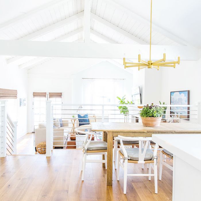 现代饭厅“class=