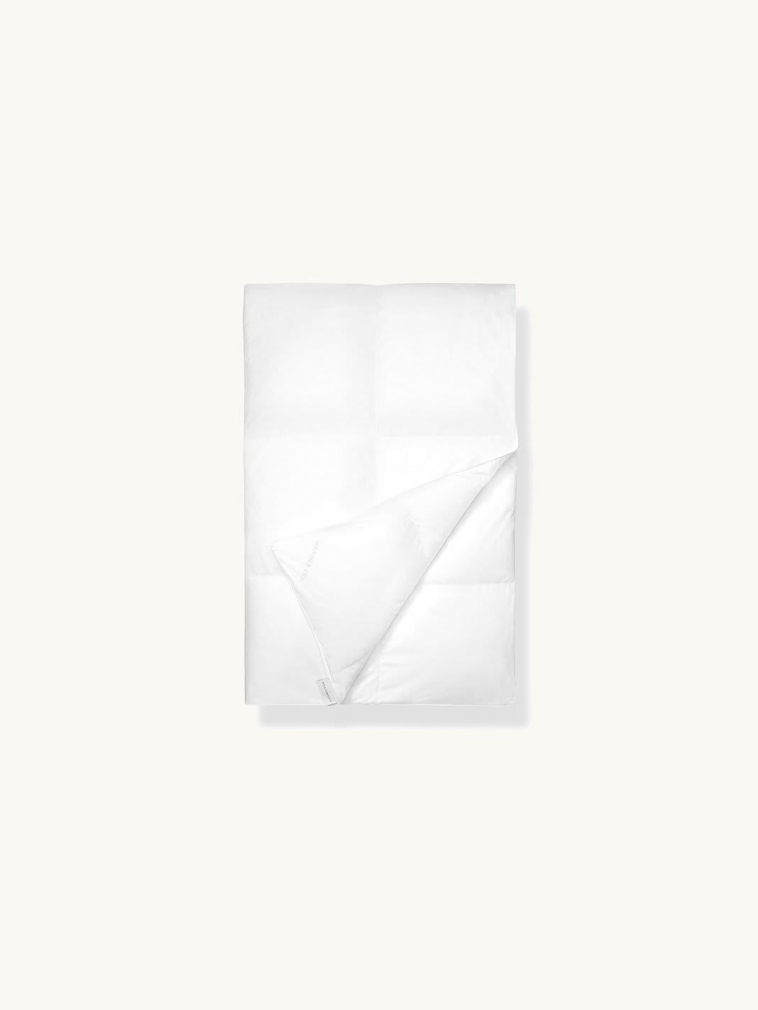 向下替代羽绒被插入