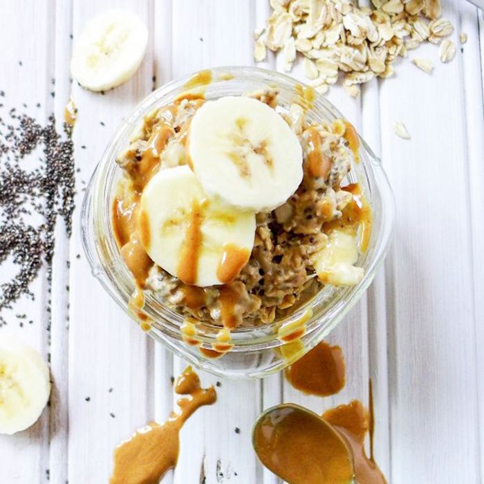 健康花生酱一夜之间燕麦