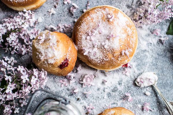 how to make powdered sugar - Vanilla cream donuts with lilac sugar