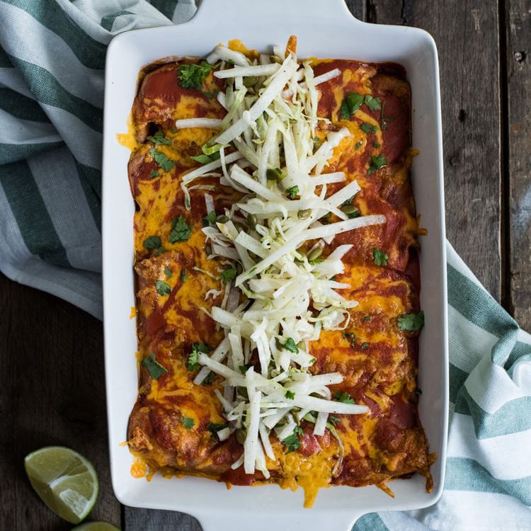 碎牛肉辣酱玉米饼馅用石灰豆薯色拉