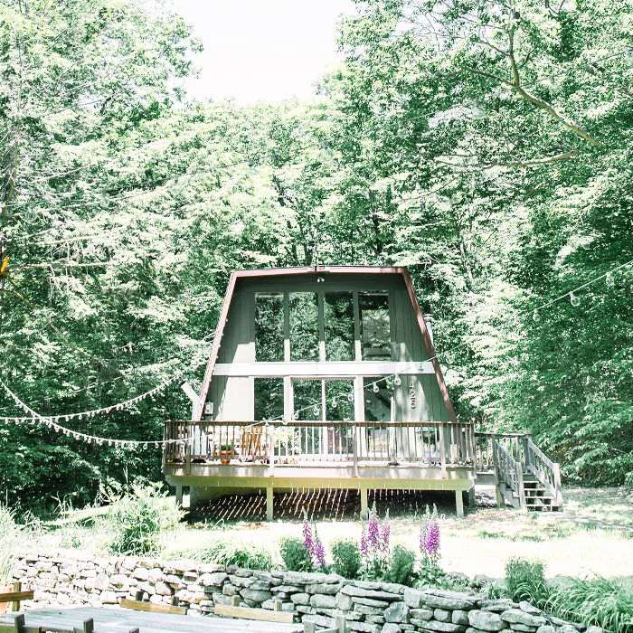 卡茨基尔的尖顶回家”class=